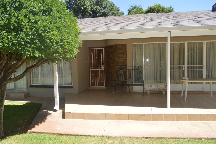 Commercial Property for Sale in Irene Park North West